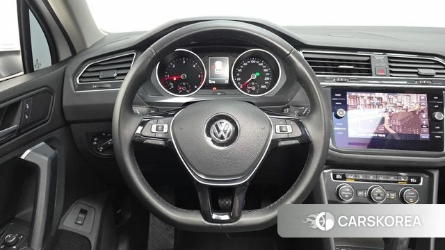 Volkswagen Tiguan second Generation 2020 Белый из Кореи, фото 4