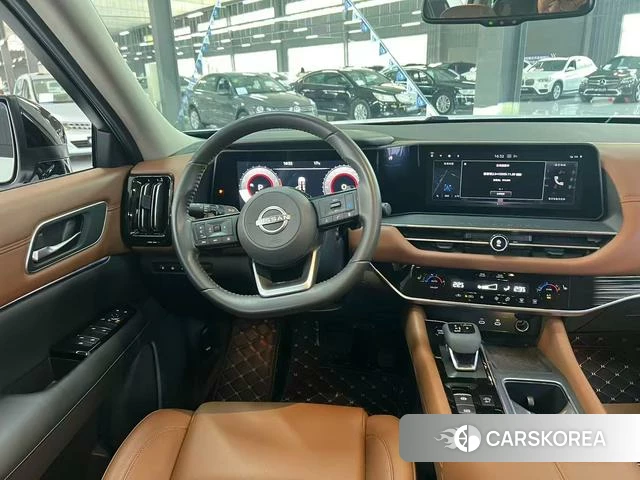 Nissan Exploring the land 2024 Белый из Китая, фото 4