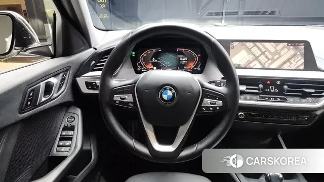 BMW 1 Series (F40) 2020 Белый из Кореи, фото 4