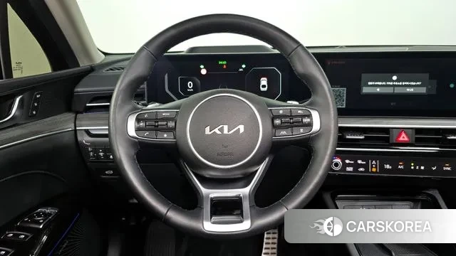 Kia The New K5 3rd generation 2023 Черный из Кореи, фото 4