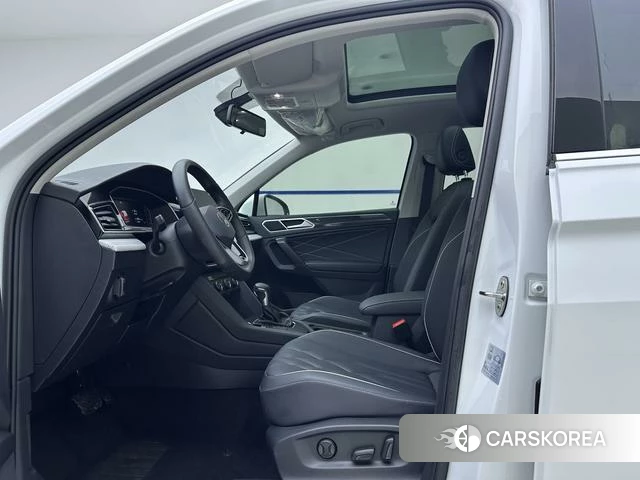 Volkswagen Tiguan L 2023 Белый из Китая, фото 4