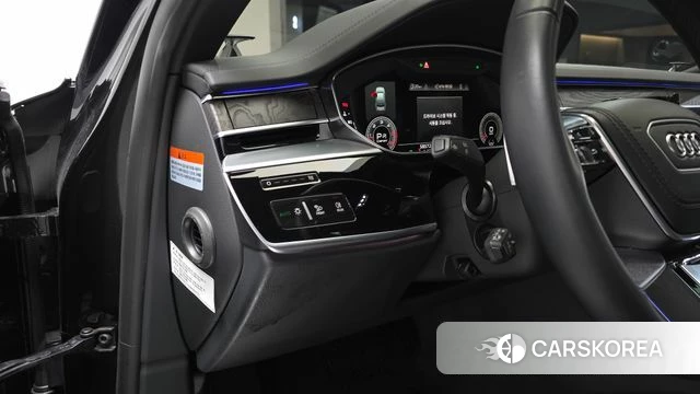 Audi A8 (D5) 2023 Черный из Кореи, фото 4