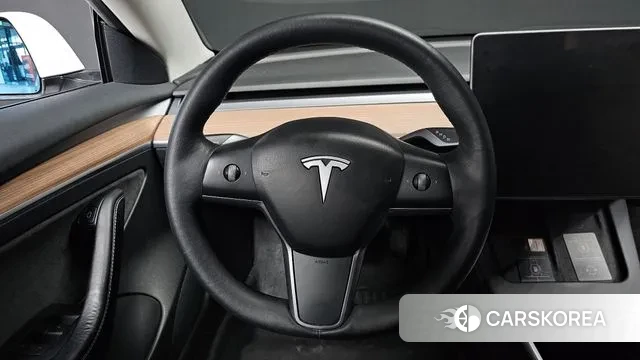Tesla Model 3 2021 Белый из Кореи, фото 4