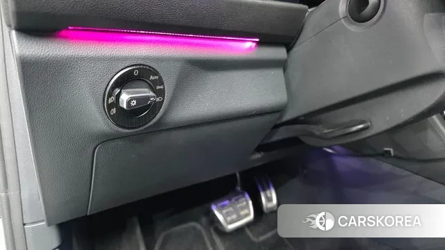 Volkswagen 7th Generation of Jetta 2022 Белый из Кореи, фото 4