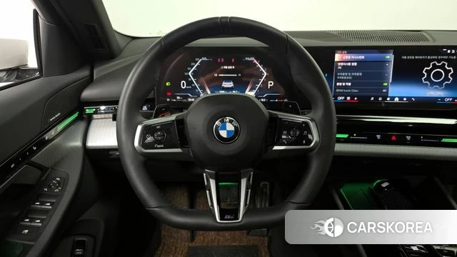 BMW 5 Series (G60) 2024 Белый из Кореи, фото 4