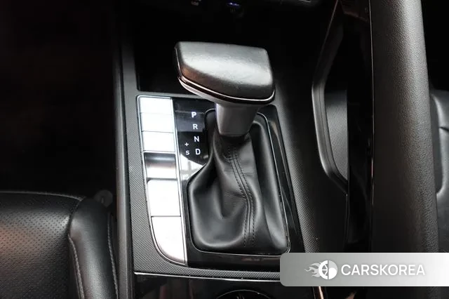 Hyundai Avante Hybrid (CN7) 2022 Белый из Кореи, фото 4