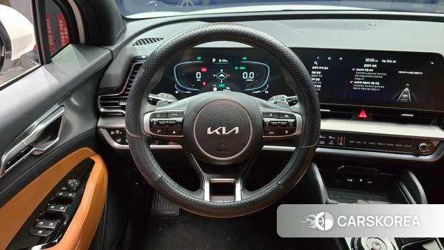 Kia Sportage 5th Generation Hybrid 2024 Белый из Кореи, фото 4
