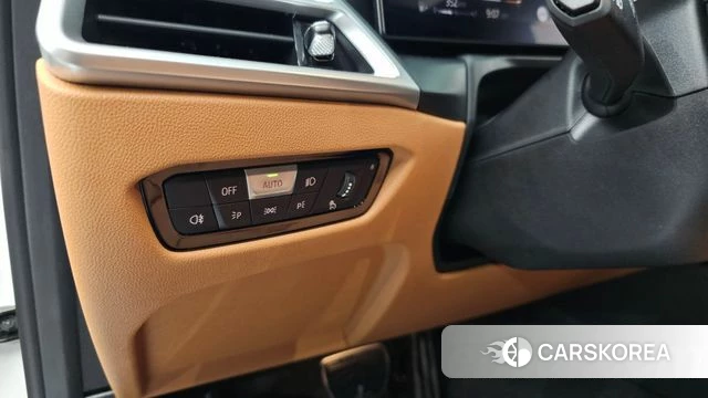 BMW 3 Series (G20) 2025 Белый из Кореи, фото 4