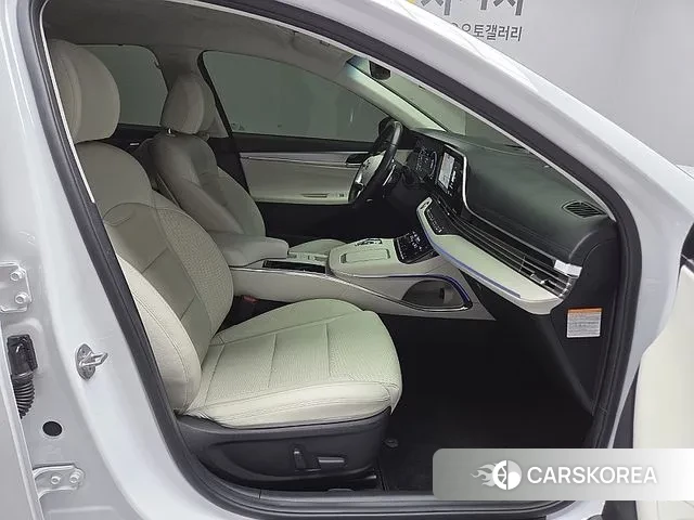 Hyundai The New Grandeur IG Hybrid 2022 Белый из Кореи, фото 4