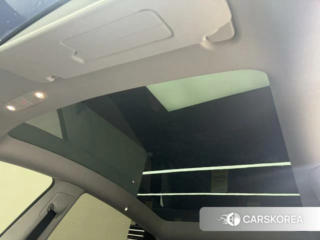 Tesla Model Y 2024 Белый из Китая, фото 4