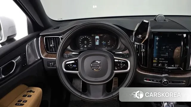 Volvo XC60 second Generation 2021 Белый из Кореи, фото 4