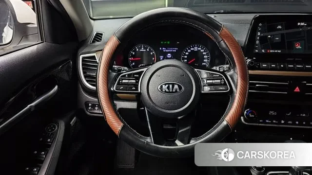 Kia Seltos 2019 Белый из Кореи, фото 4
