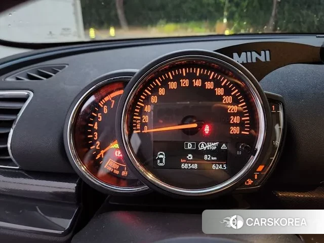 Mini Cooper Clubman 2020 Жемчужный цвет из Кореи, фото 4