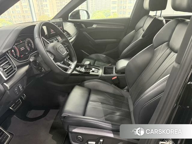 Audi Q5L 2025 Черный из Китая, фото 4