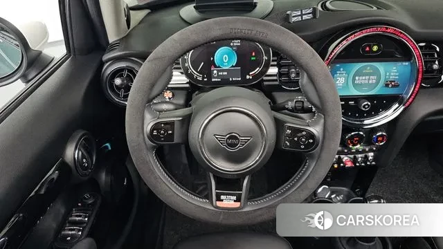 Mini Cooper S 2023 Небесно-голубой из Кореи, фото 4