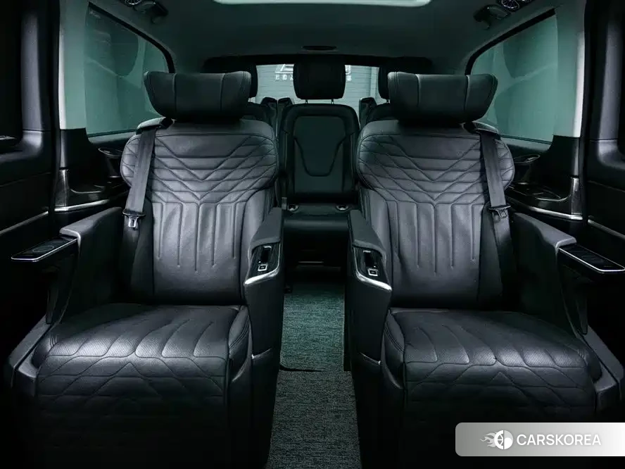 Mercedes-Benz V-Class 2024 Черный из Китая, фото 5