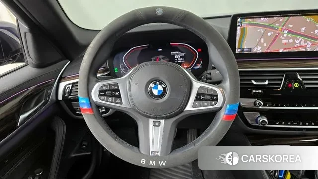 BMW 5 Series (G30) 2022 Черный из Кореи, фото 4