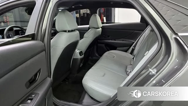 Hyundai The New Avante (CN7) 2023 Серый из Кореи, фото 4