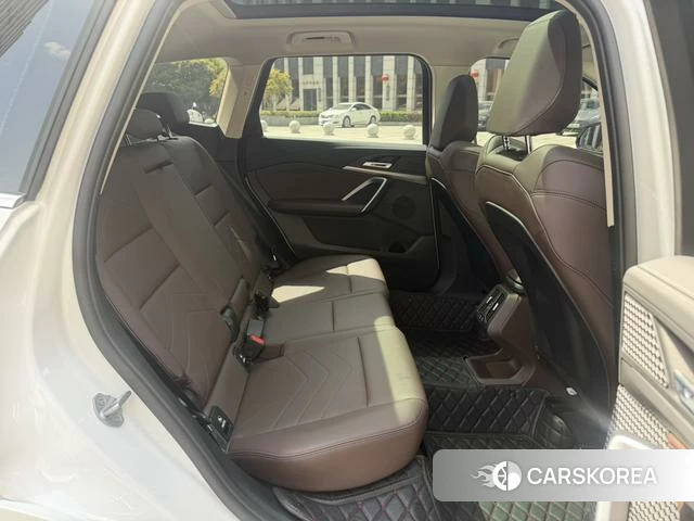 BMW X1 2025 Белый из Китая, фото 4