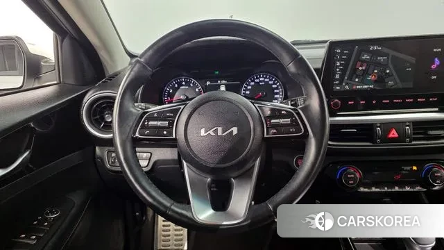 Kia The New K3 2nd generation 2024 Белый из Кореи, фото 4