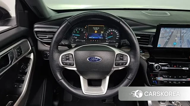 Ford Explorer 6th Generation 2022 Белый из Кореи, фото 4