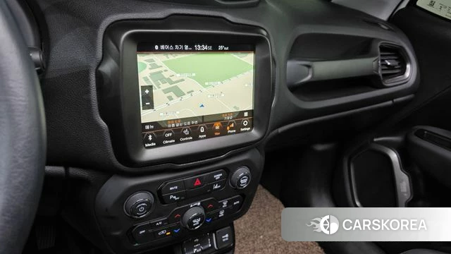 Jeep Renegade 2023 Белый из Кореи, фото 4