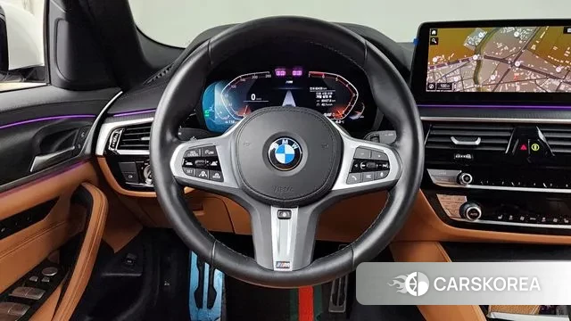 BMW 5 Series (G30) 2022 Белый из Кореи, фото 4