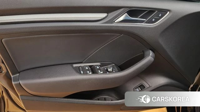 Audi New A3 2018 Черный из Кореи, фото 4