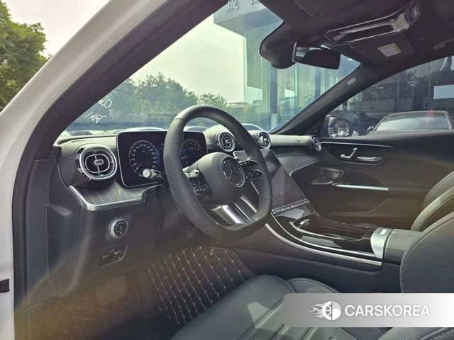 Mercedes-Benz Class C 2024 Белый из Китая, фото 4