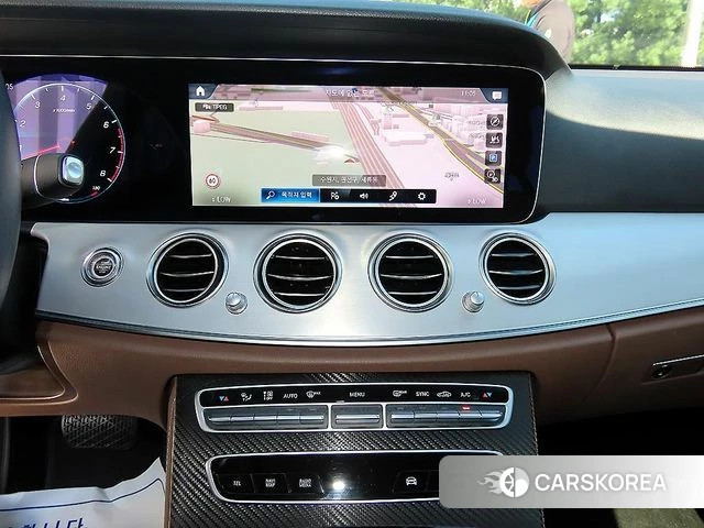 Mercedes-Benz E-Class W213 2021 Белый из Кореи, фото 4