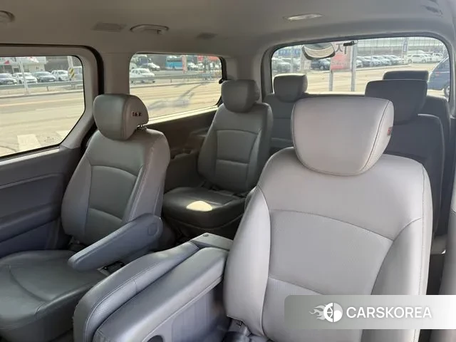 Hyundai The New Grand Starex 2019 Серебристо-серый из Кореи, фото 4