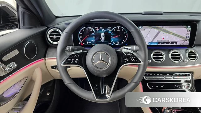 Mercedes-Benz E-Class W213 2023 Черный из Кореи, фото 4