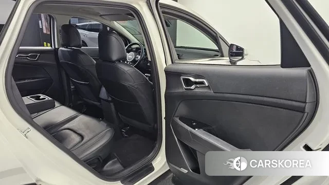 Kia Sportage 5th Generation 2022 Белый из Кореи, фото 4