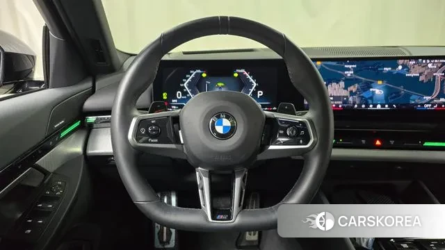 BMW 5 Series (G60) 2024 Черный из Кореи, фото 4