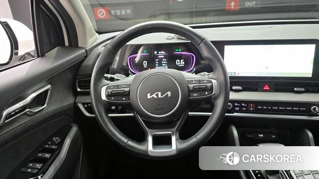 Kia Sportage 5th Generation 2023 Белый из Кореи, фото 4