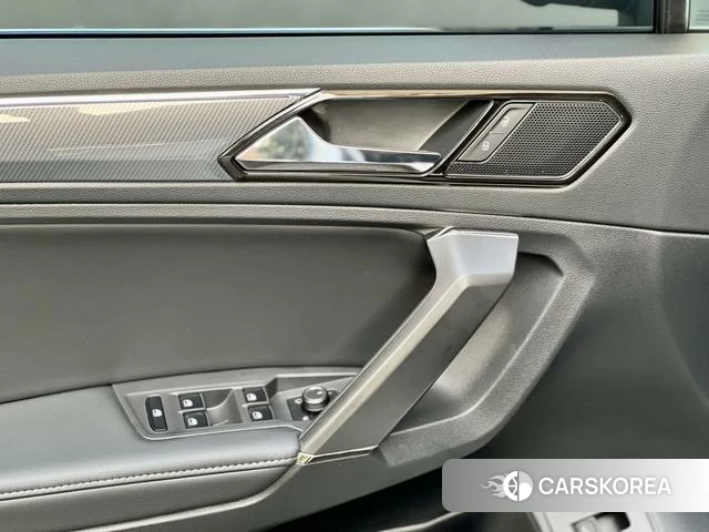 Volkswagen Tiguan L 2021 Белый из Китая, фото 4