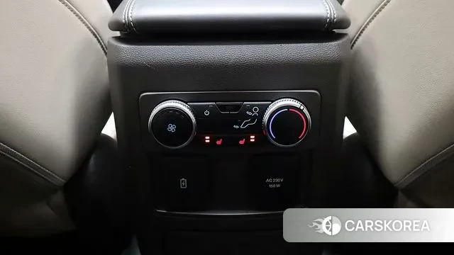 Ford Explorer 6th Generation 2022 Белый из Кореи, фото 4