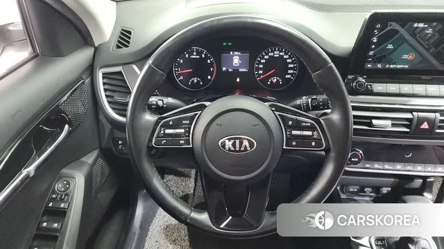 Kia Seltos 2021 Белый из Кореи, фото 4