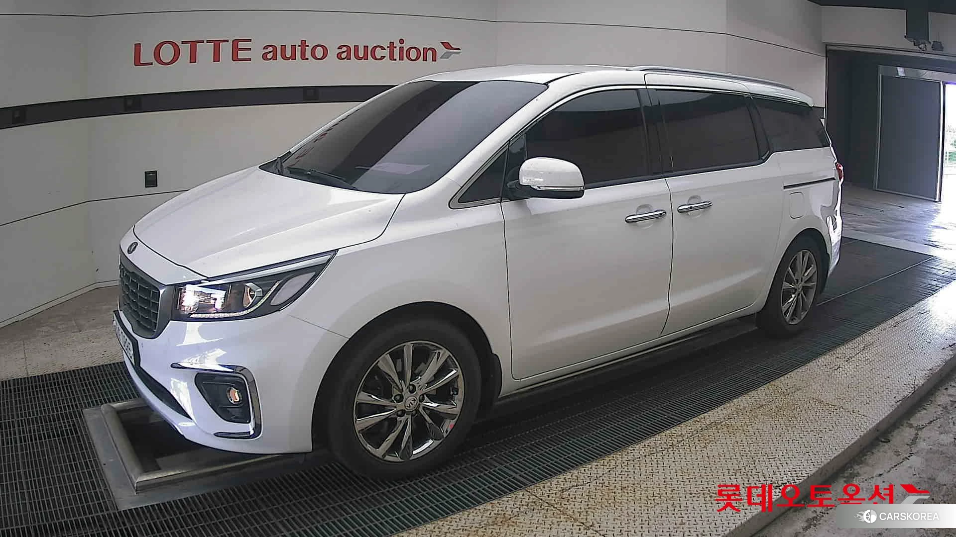 Kia Carnival 2019 Белый из Кореи, фото 4