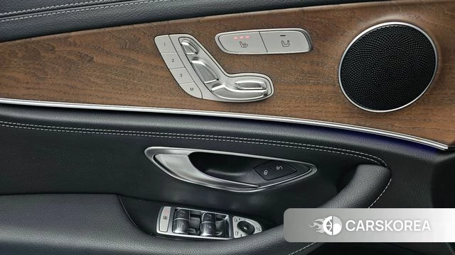 Mercedes-Benz E-Class W213 2020 Белый из Кореи, фото 4