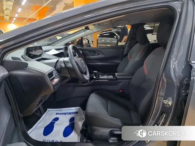 Toyota Prius 5th Generation 2023 Серый из Кореи, фото 4