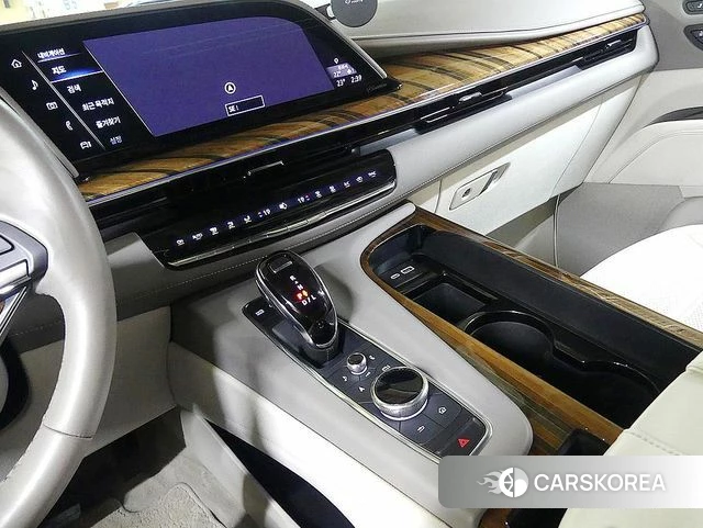 Cadillac Escalade 5th Generation 2022 Черный из Кореи, фото 4