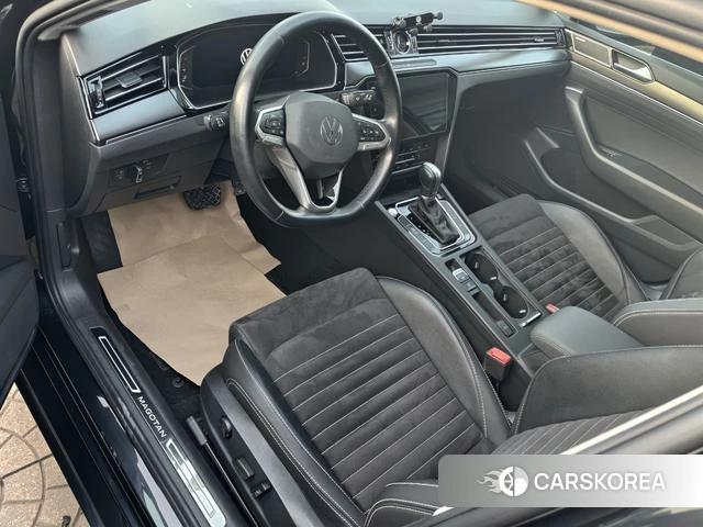 Volkswagen Magotan 2022 Черный из Китая, фото 4