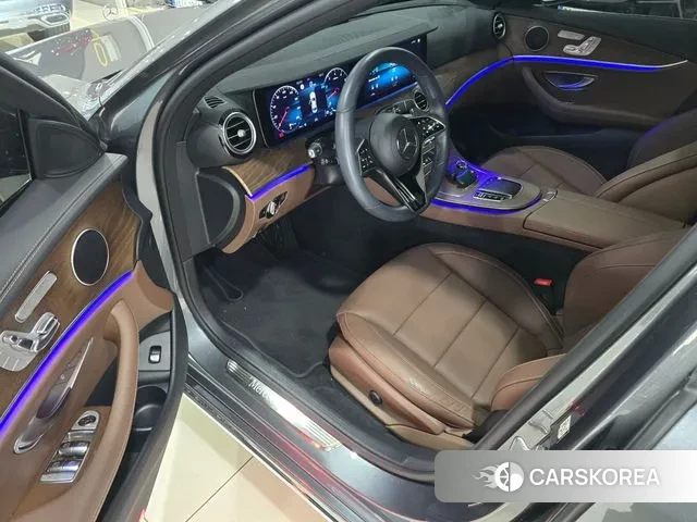 Mercedes-Benz E-Class W213 2022 Серый из Кореи, фото 4