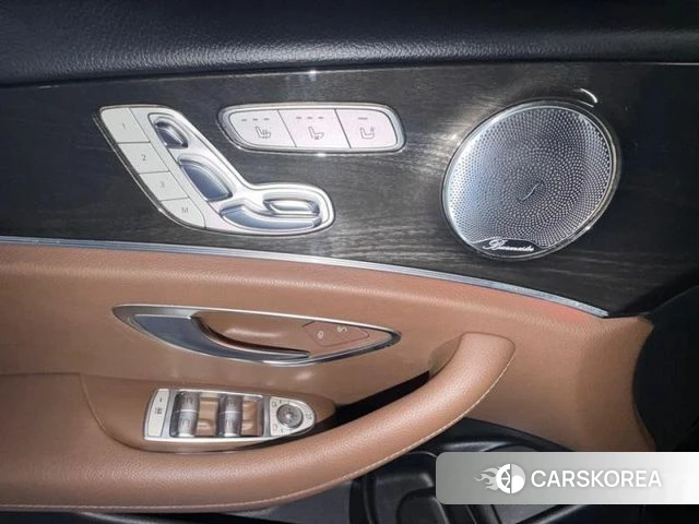Mercedes-Benz E-Class W213 2018 Черный из Кореи, фото 4