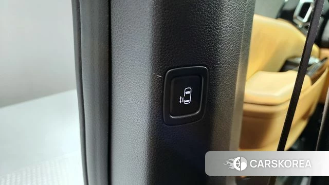 Kia Carnival 4th generation 2023 Белый из Кореи, фото 4