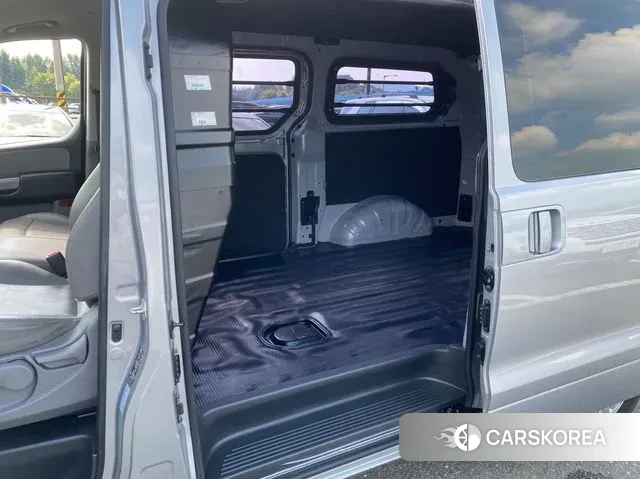 Hyundai The New Grand Starex 2019 Серебряный из Кореи, фото 4