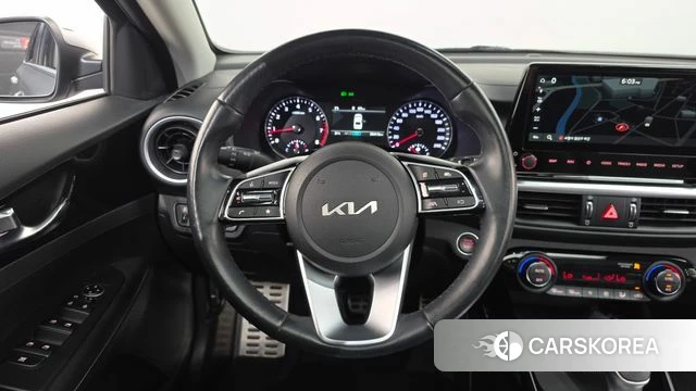 Kia The New K3 2nd generation 2024 Серебристо-серый из Кореи, фото 4