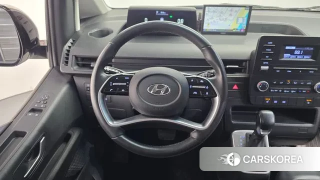 Hyundai Staria 2022 Белый из Кореи, фото 4