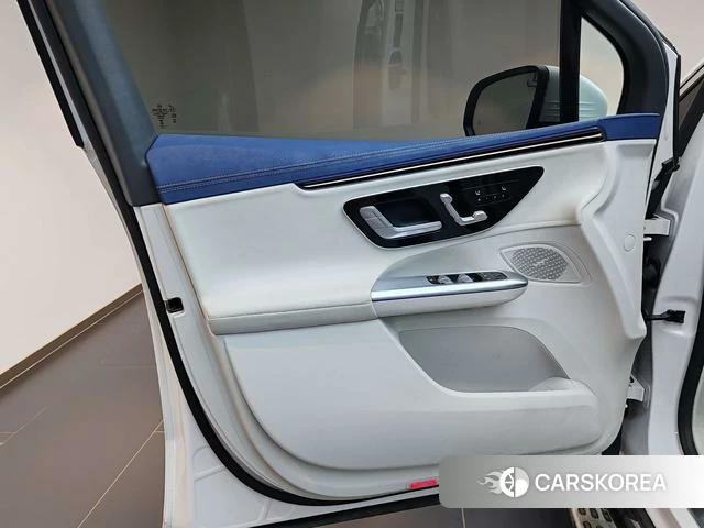 Mercedes-Benz EQE SUV 2023 Белый из Китая, фото 4